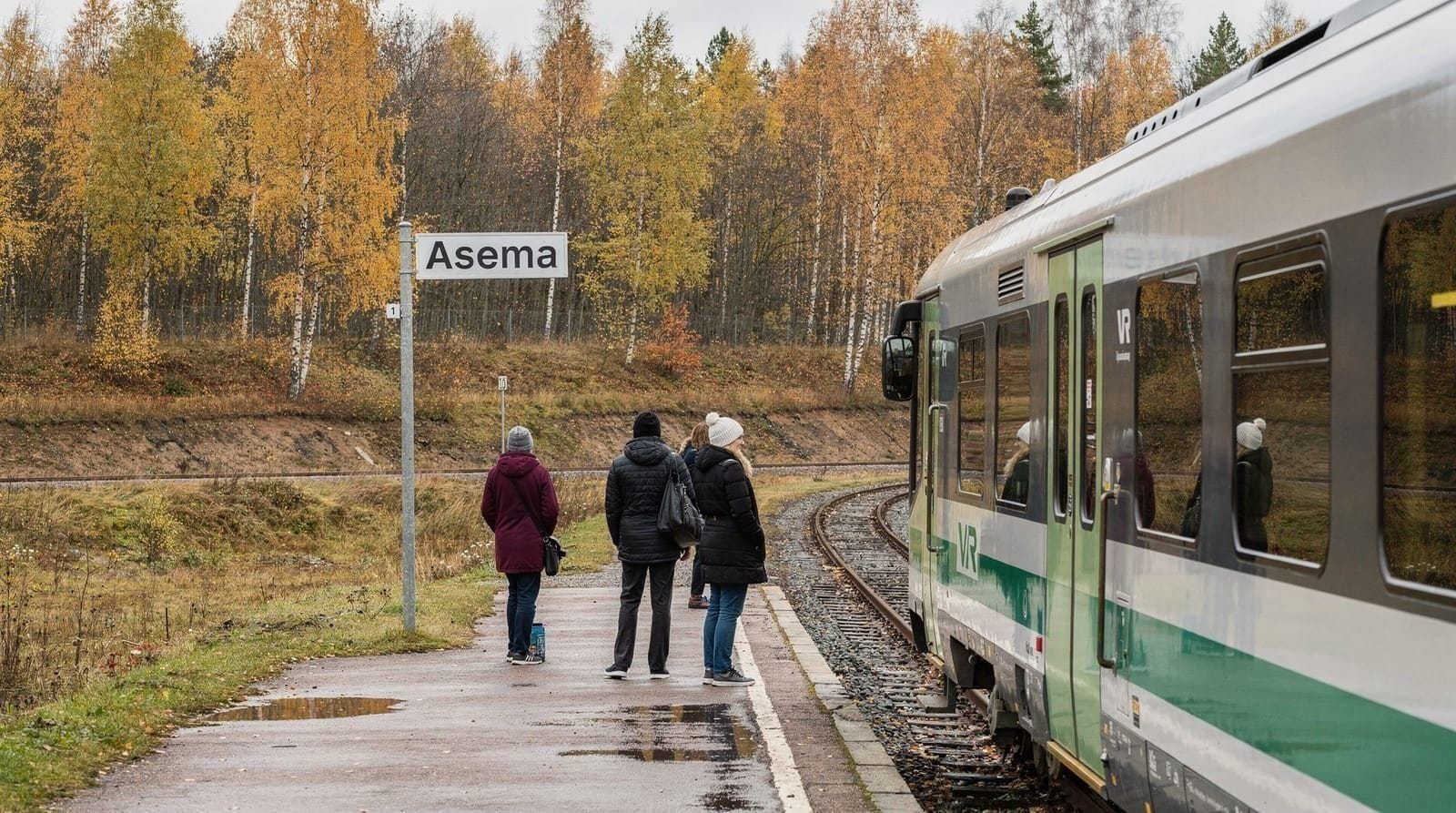 Best day trips from Helsinki: an honest comparison — Seven day trips from Helsinki compared honestly: Porvoo, Tallinn, Turku, Nuuksio