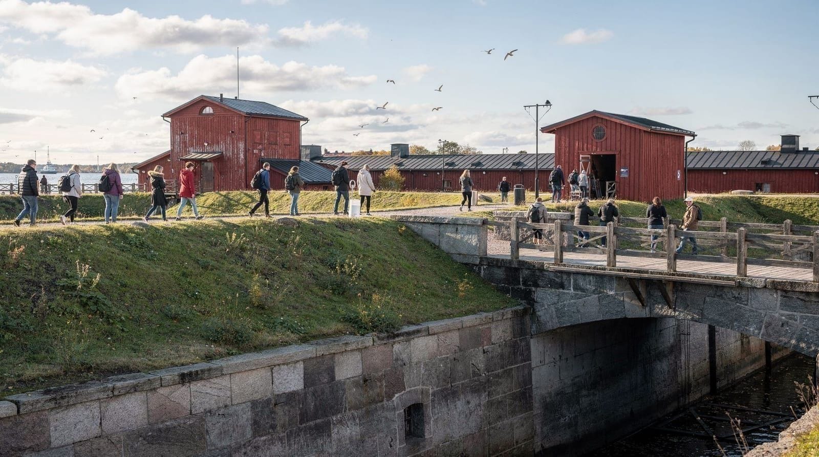 Suomenlinna visiting guide: the UNESCO fortress island explained — Everything you need to visit Suomenlinna: ferry details, what to see, museum tip