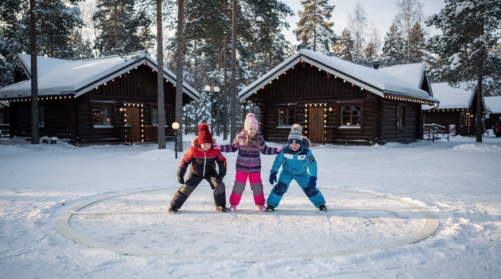 Santa Claus Village tour: what's included and is it worth it? — Honest review of the Santa Claus Village hotel-pickup tour in Rovaniemi — what's